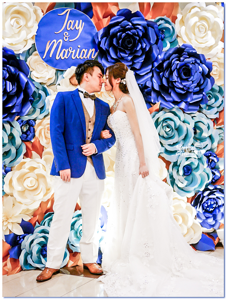 寶石藍X閃耀金 沉穩時尚華麗紙花婚禮 Jay%26;Marian 03.jpg 寶石藍X閃耀金 沉穩時尚華麗紙花婚禮 Jay%26;Marian 03.jpg