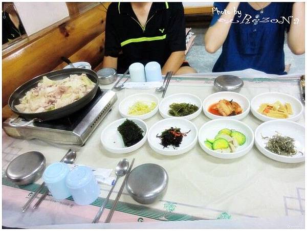 今晚吃魷魚豬肉火鍋+季節小菜