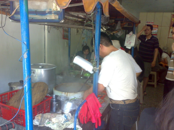 200905011021.jpg 200905011021.jpg