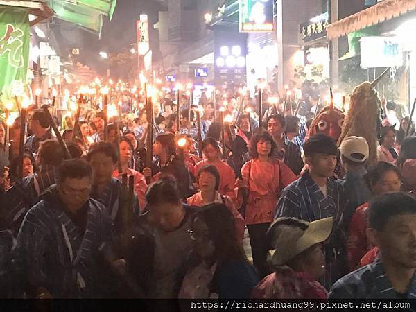 23658830_1827242177287825_1187913257789024019_n (1).jpg