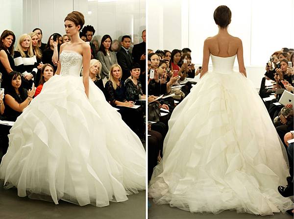 Vera-Wang-Fall-2013-A-line-Strapless-Meringue-Bridal-Gown.jpg