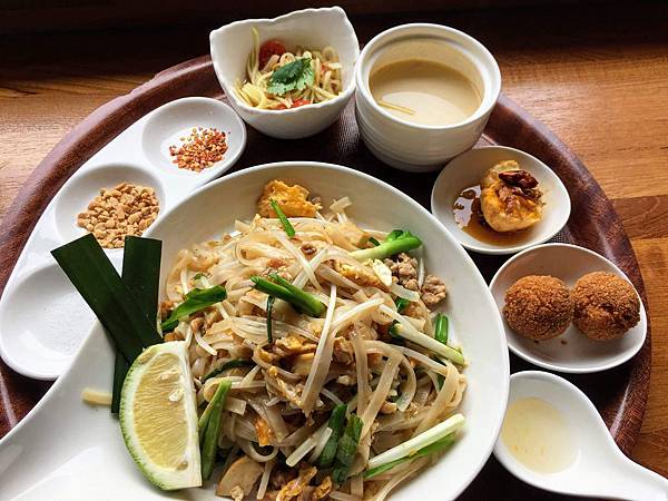 （精華篇）他思鄉你吃香：東南亞、南亞使館的台北異國料理餐廳