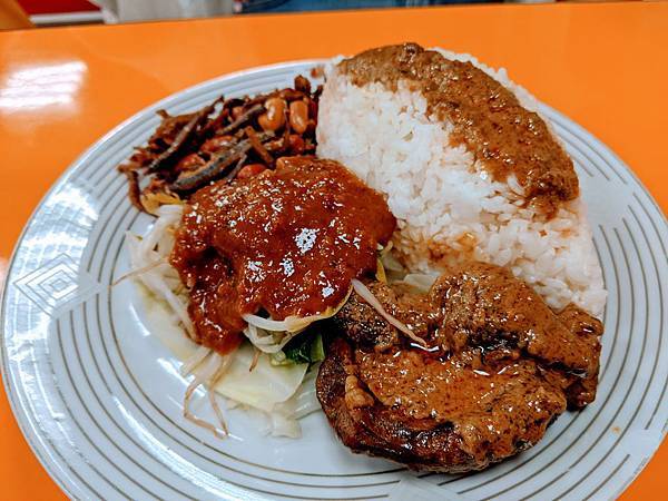 台北地下街印尼店 美食 台北車站 巴東牛肉