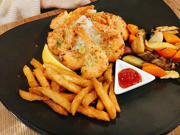 他思鄉你吃香:台北逸仙路的好吃夏威夷餐(Kame House 他思鄉你吃香:台北逸仙路的好吃夏威夷餐(Kame House