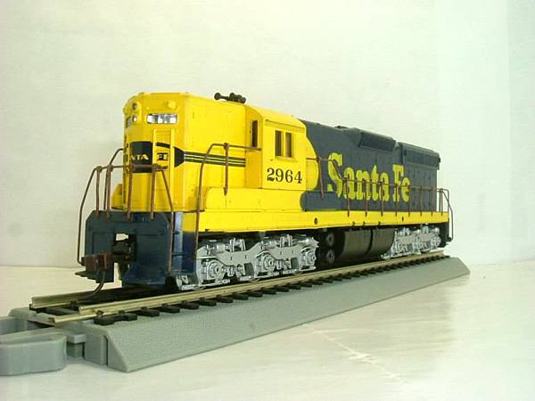 SD9-SF-Athearn