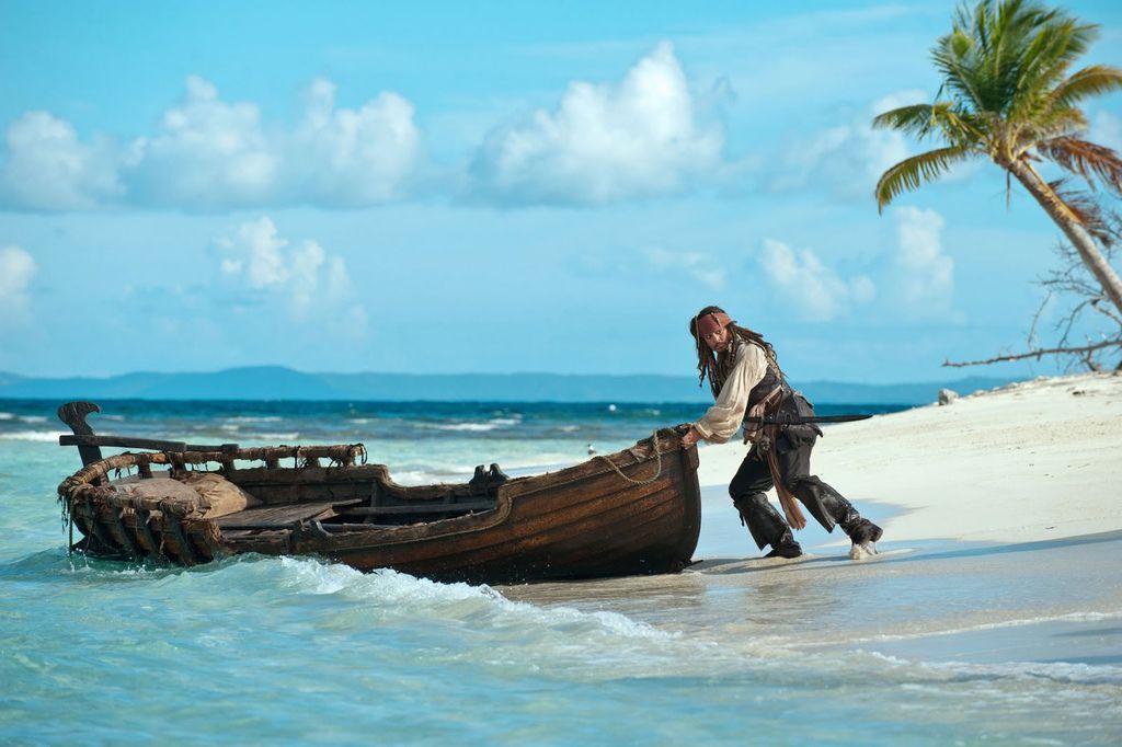 pirates-of-the-caribbean-4-film (3).jpg