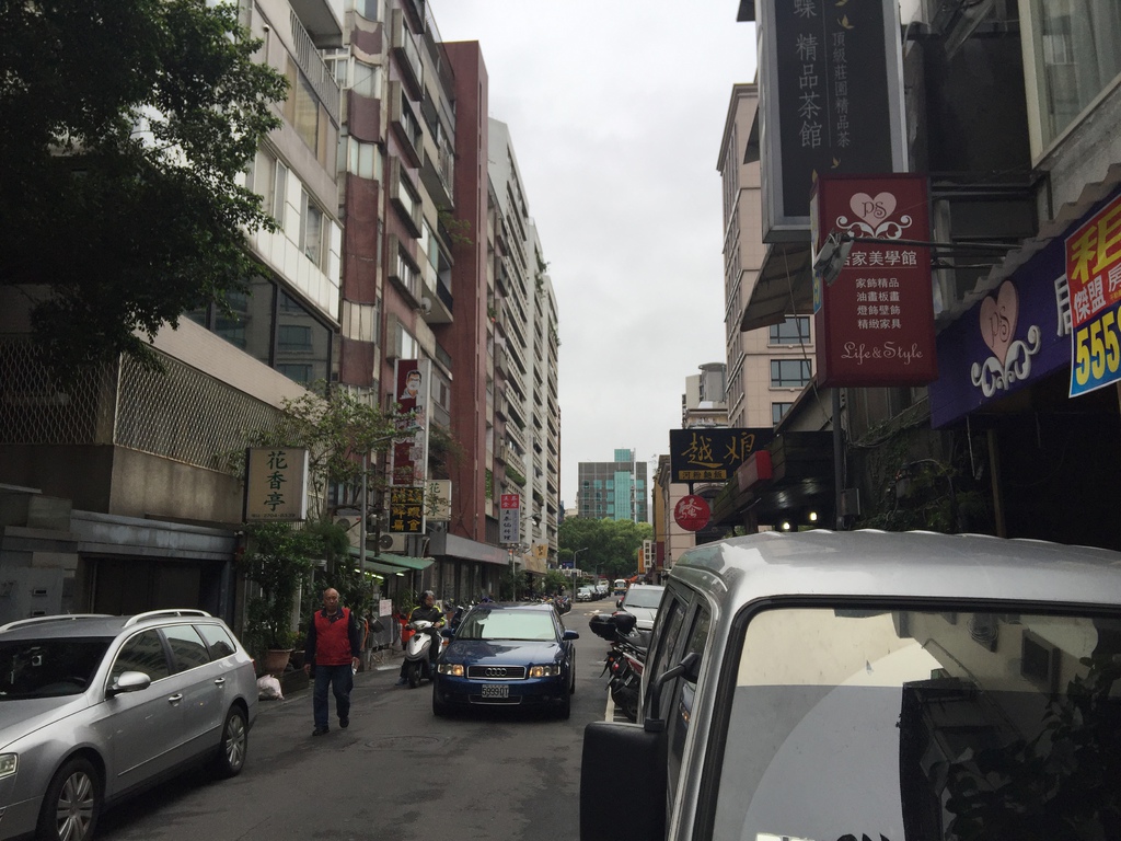 IMG_2098.JPG IMG_2098.JPG