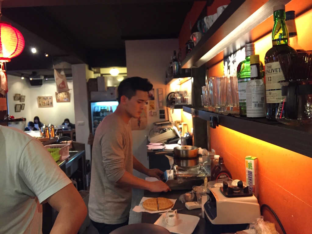 IMG_2119.JPG IMG_2119.JPG