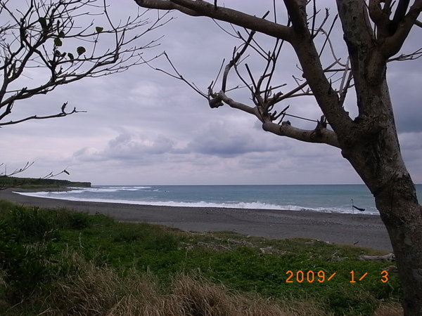 台東長濱海邊1.JPG