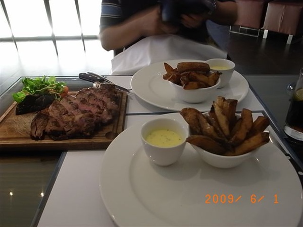 D526Docklands牛排餐.JPG D526Docklands牛排餐.JPG