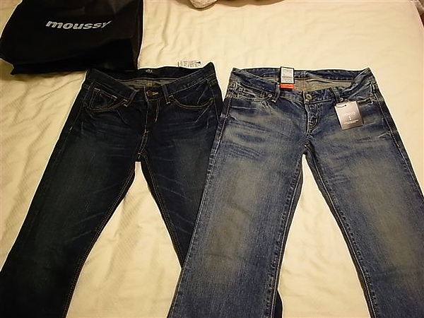 Moussy特價牛仔褲.JPG Moussy特價牛仔褲.JPG