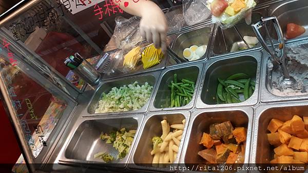 20180117中安市場 沙拉+滷味 (7).jpg