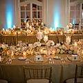 gold-wedding-reception-tablescapes-dinner-party.jpg