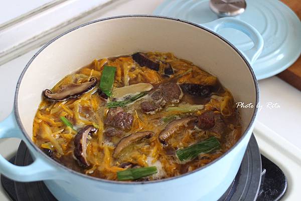 阿基師的金針排骨湯