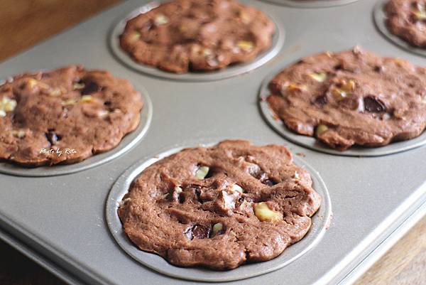 洛琳式巧克力、椰棗與核桃瑪德蓮