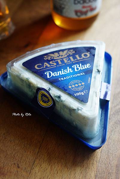 綠色義大利麵佐藍紋起司