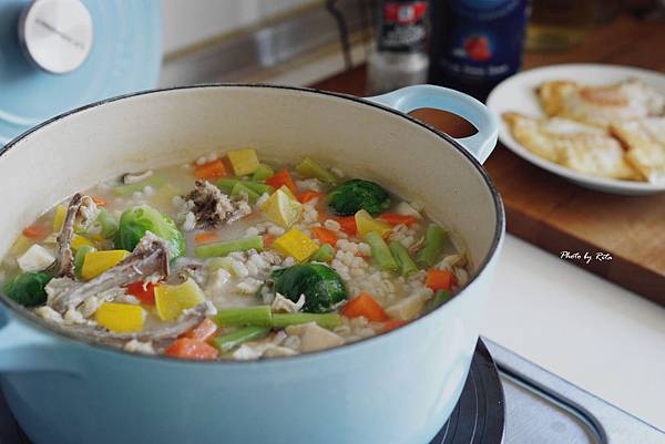 快樂豐盛的蘇格蘭肉湯 快樂豐盛的蘇格蘭肉湯