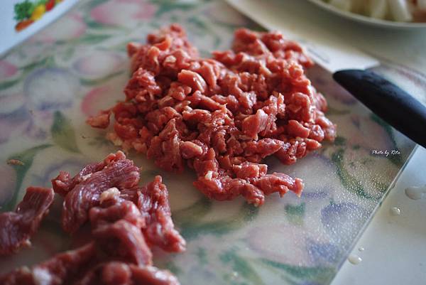 中式豆腐牛肉煲配紅豆飯佐花椒