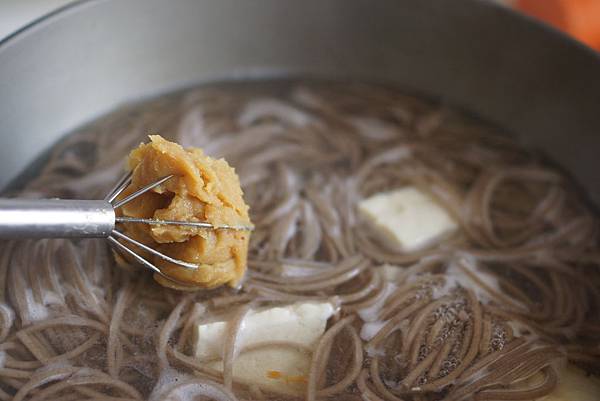 日式味噌蕎麥麵