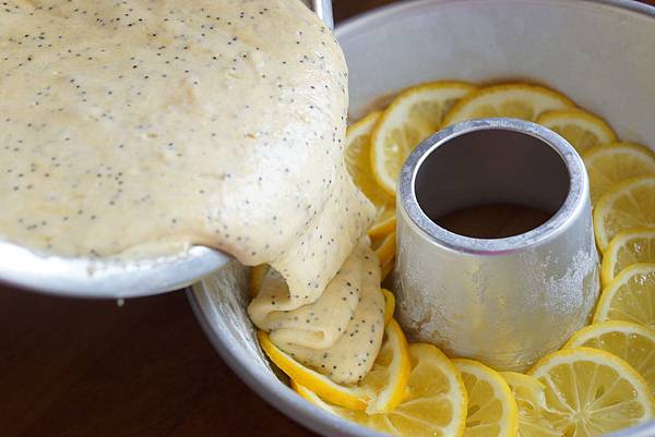 檸檬罌粟籽翻轉蛋糕