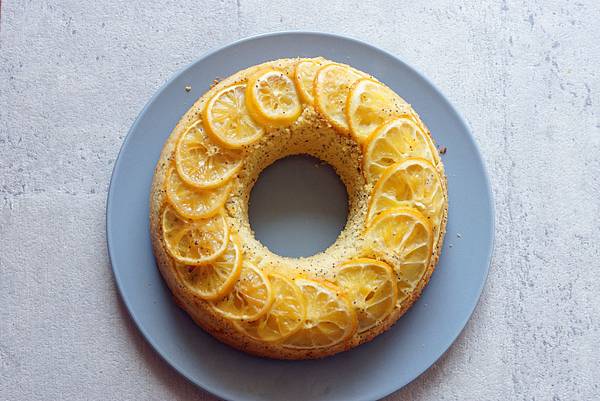 檸檬罌粟籽翻轉蛋糕