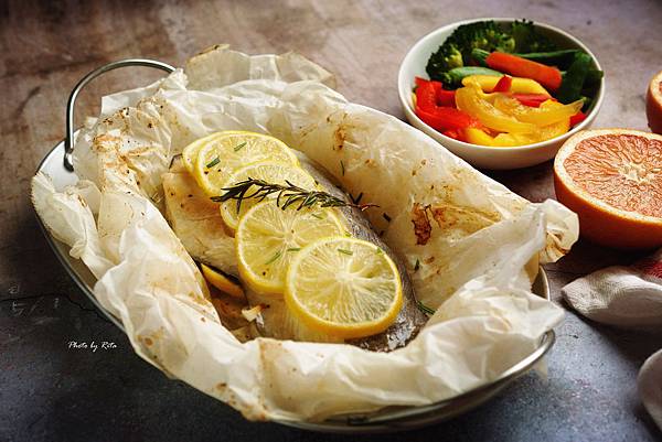 檸檬香料紙包魚 檸檬香料紙包魚