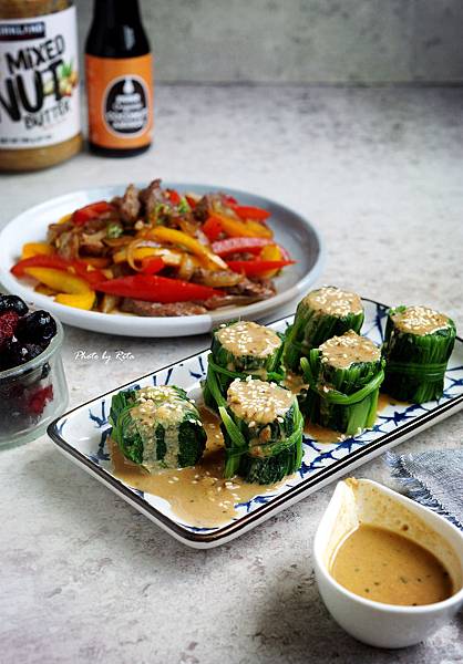 胡麻醬淋菠菜 胡麻醬淋菠菜
