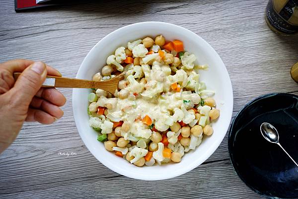 加冕鷹嘴豆沙拉