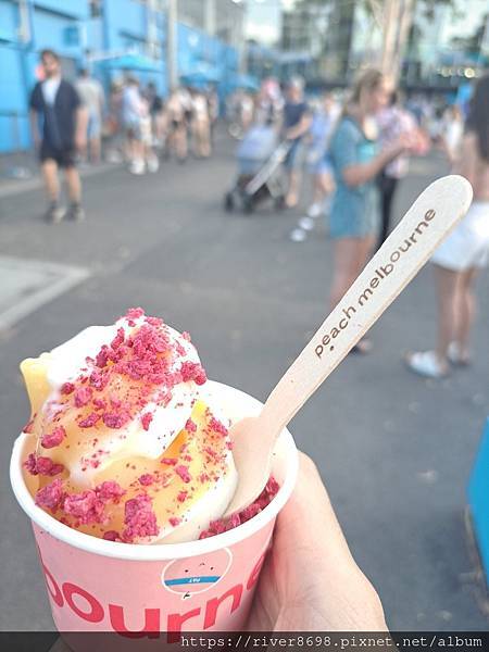 AUS_澳洲墨爾本〝澳網2024 澳網食物｜桃子冰、薯條配炸