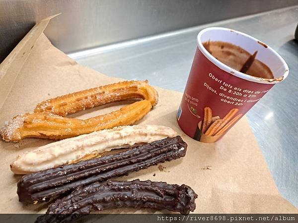 [食記] 西班牙巴塞隆納 吉拿棒 Xurreria Trebol