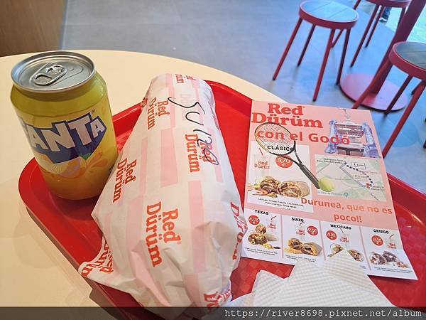 ESP_西班牙巴塞隆納〝 Red Durum 捲餅店｜雞肉捲