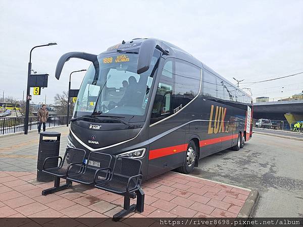 LVA_拉脫維亞里加〝搭LUX巴士|搭長途客運出國,前往立陶 LVA_拉脫維亞里加〝搭LUX巴士|搭長途客運出國,前往立陶