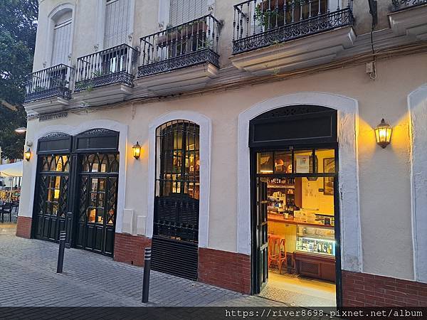 ESP_西班牙塞維亞〝小酒館 Los Coloniales 