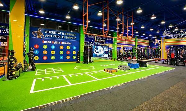 【光行俠的告白】健身房跑步機上的微笑,是我找回真我的起點 【光行俠的告白】健身房跑步機上的微笑,是我找回真我的起點