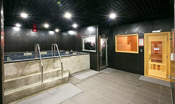 【光行俠的告白】健身房跑步機上的微笑,是我找回真我的起點 【光行俠的告白】健身房跑步機上的微笑,是我找回真我的起點