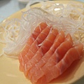 喵最愛的生魚片