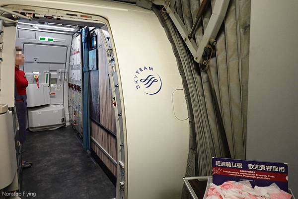 DSC07000.jpg DSC07000.jpg