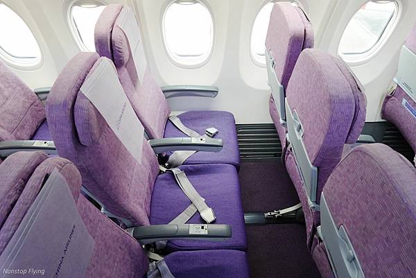 [分享] 中華航空CI916 HKG-TPE 737-800飛行記錄