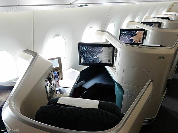 [分享] 國泰航空CX630 SIN-BKK A350-900商務艙