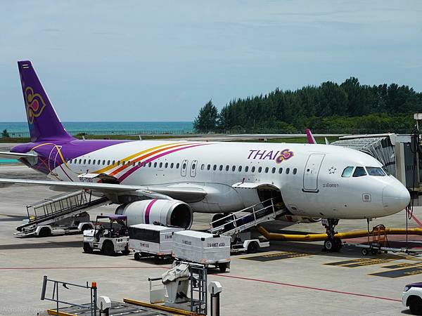 [分享] 泰國航空 TG208 HKT-BKK A320飛行記錄