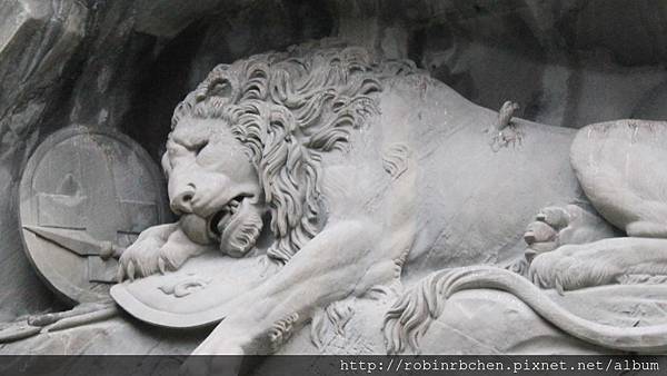 獅子紀念碑.jpg 獅子紀念碑.jpg