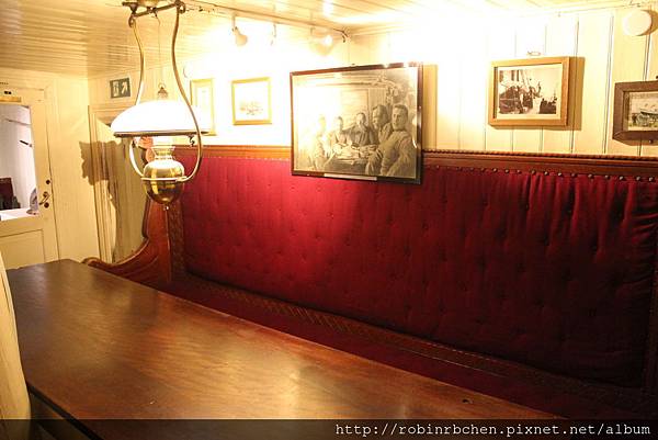 IMG_0144.JPG IMG_0144.JPG