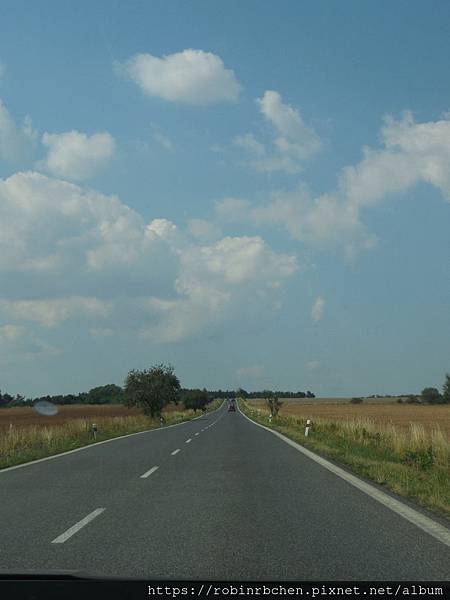 DSCN2012.JPG DSCN2012.JPG