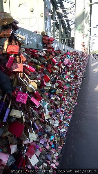 DSC_0086.JPG DSC_0086.JPG