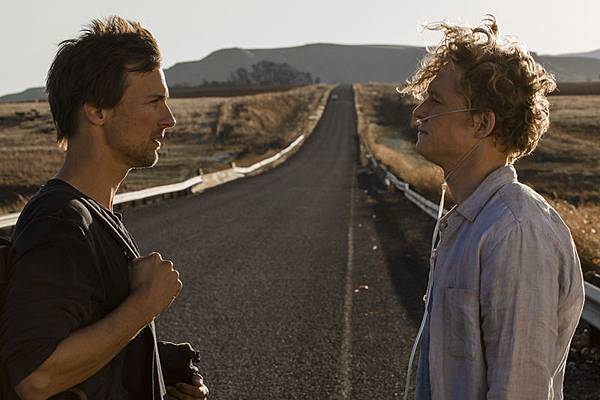 DGT_Strasse_Benno_Andi_final_crop-9579_01.jpg DGT_Strasse_Benno_Andi_final_crop-9579_01.jpg