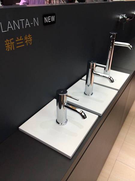Roca 2015年於上海國際衛浴展所展出商品