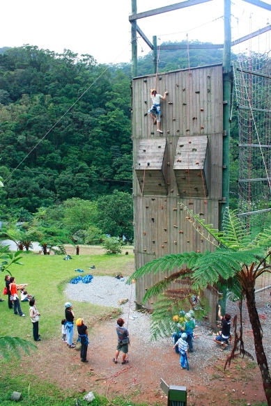 17. Rockland Day 分組活動 攀岩1.JPG