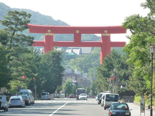 2011.9.27 平安神宮前鳥居 (1).JPG