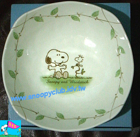 Snoopy 綠葉陶瓷盤