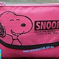 Snoopy笑臉隨身面紙套